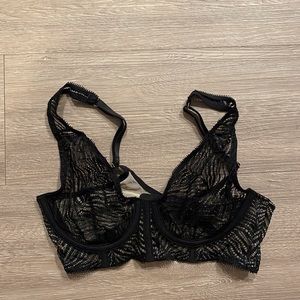 *NEW* Victoria’s Secret zebra striped bra size 34B